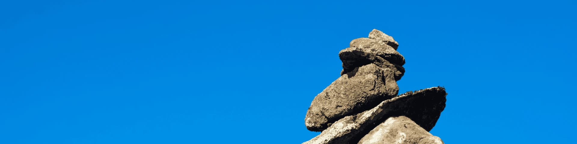 How "AA Meetings Chicago Tonight" Support Long-Term Sobriety Rocks balanced on top of each other, representing a peaceful life